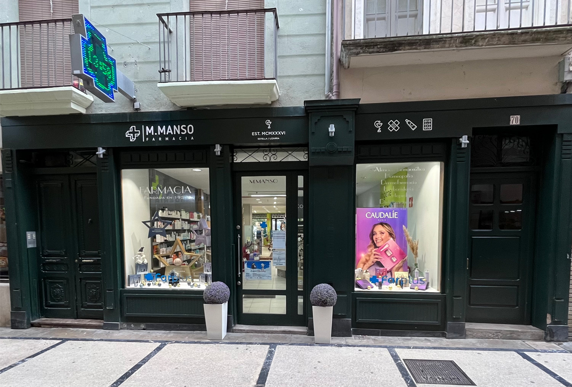 Foto fachada farmacia Manso Estella